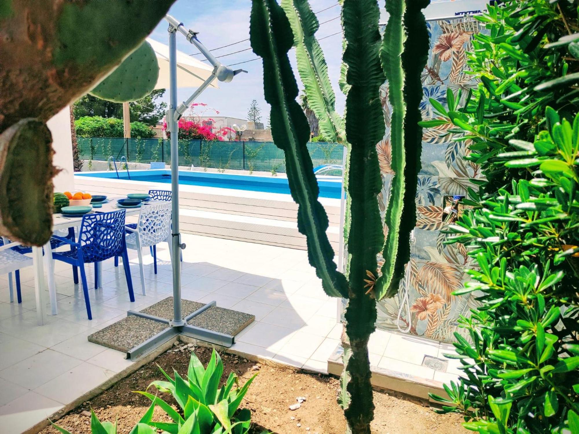 Pool Seaside Relais - Ville Ninfea, Marea, Rosa E Cassiopea フォンターネ・ビアンケ エクステリア 写真