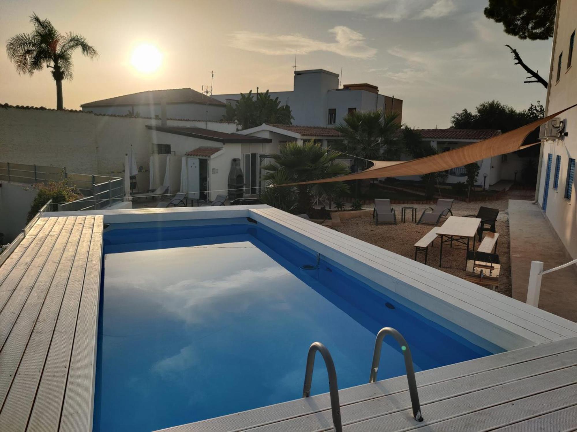 Pool Seaside Relais - Ville Ninfea, Marea, Rosa E Cassiopea フォンターネ・ビアンケ エクステリア 写真